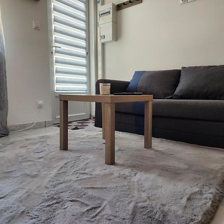 Agreable T2/Centre-Ville *10 Min Gare* Bourgoin-Jallieu Εξωτερικό φωτογραφία